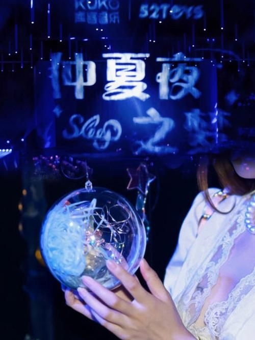 台北仲夏夜之梦汉化版下载后如何玩(新手入门操作指南)