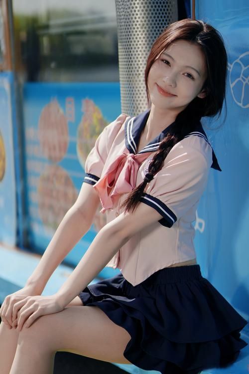 完蛋我被美女包围了最新版本是多少？快速查询当前版本号方法