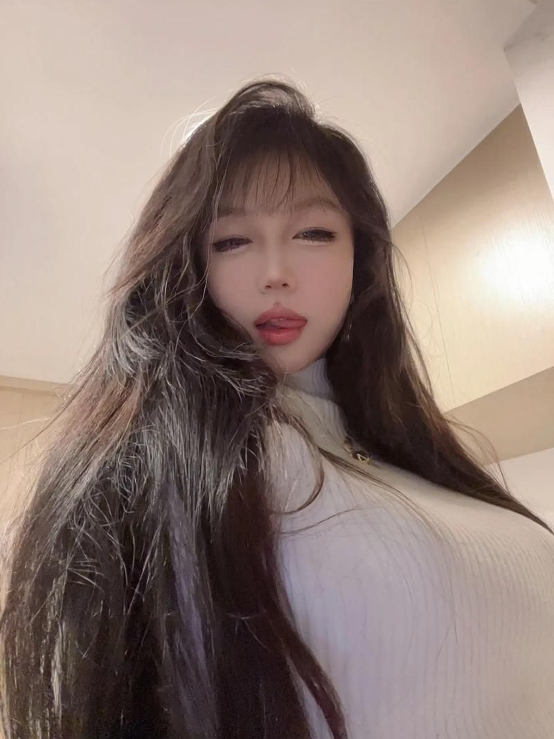 深度解析我的美熟继母2：画面剧情玩法全揭秘！