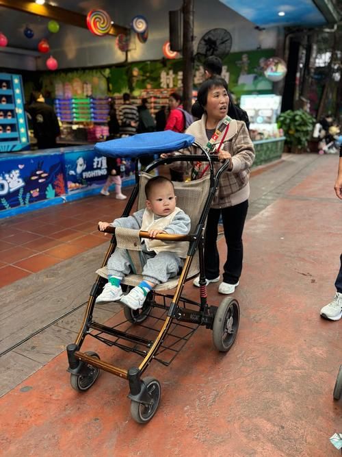 激情公园官网儿童推车租借？解决带娃游玩小烦恼