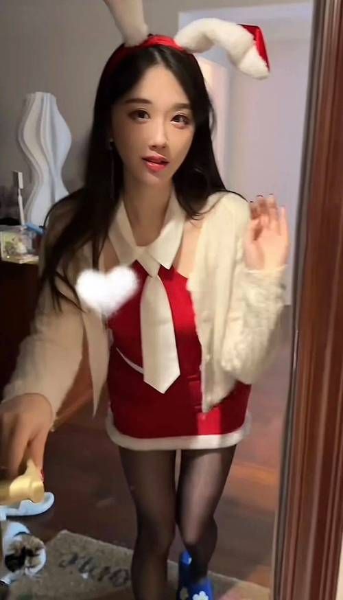 轩子巨二兔如何下载到手机？简单方法手把手教你！